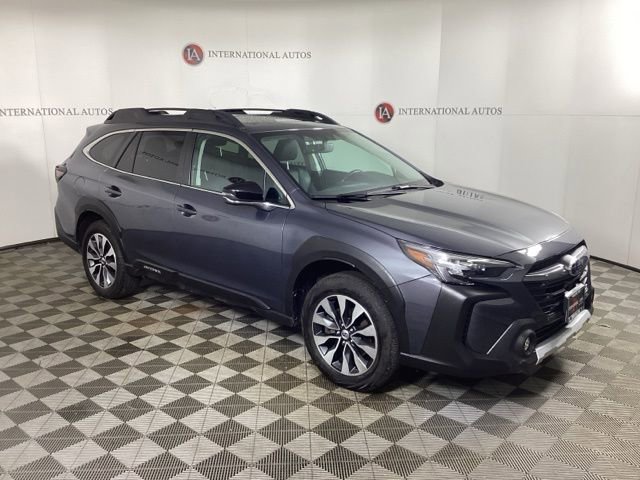 Used 2023 Subaru Outback Limited image 3