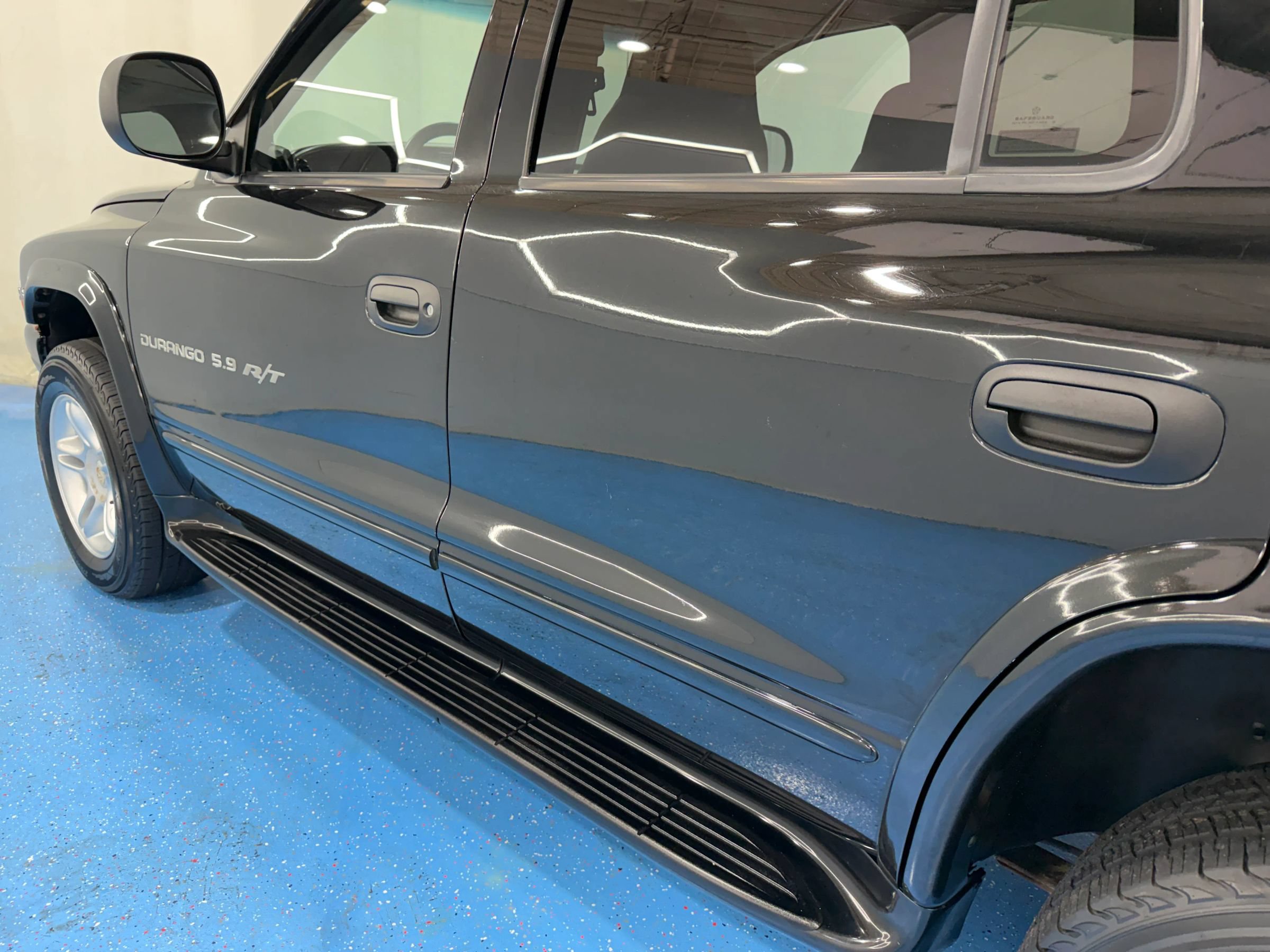 Used 2000 Dodge Durango 4WD image 15