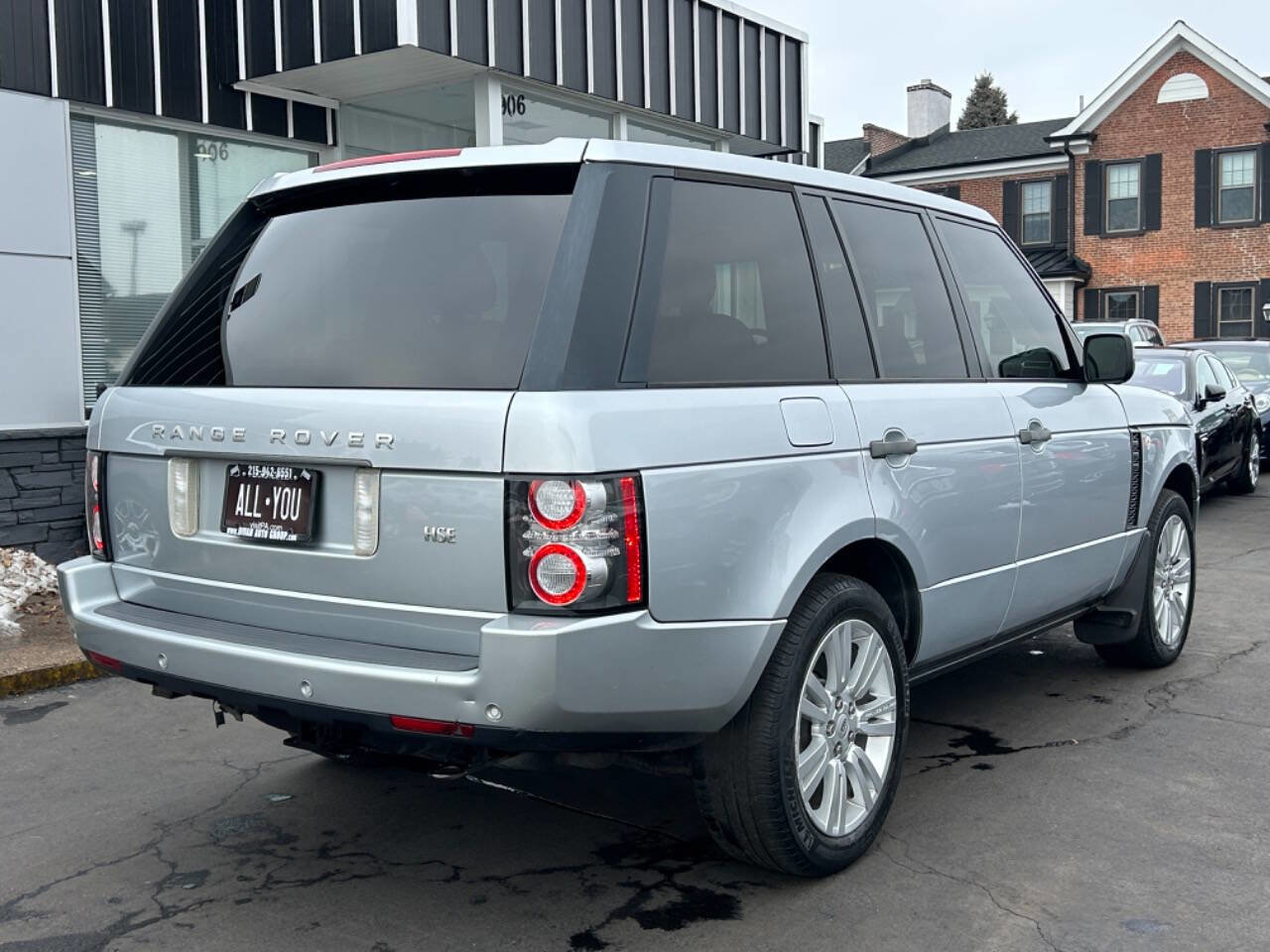 Used 2011 Land Rover Range Rover HSE LUX AWD/4WD image 6