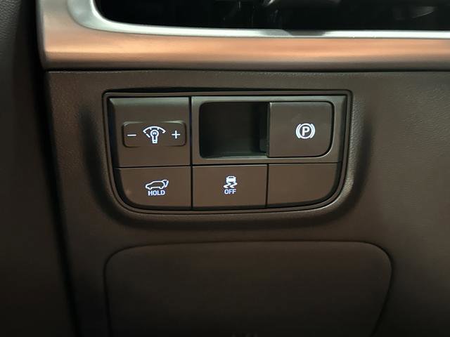 Used 2025 Hyundai Tucson Limited image 27