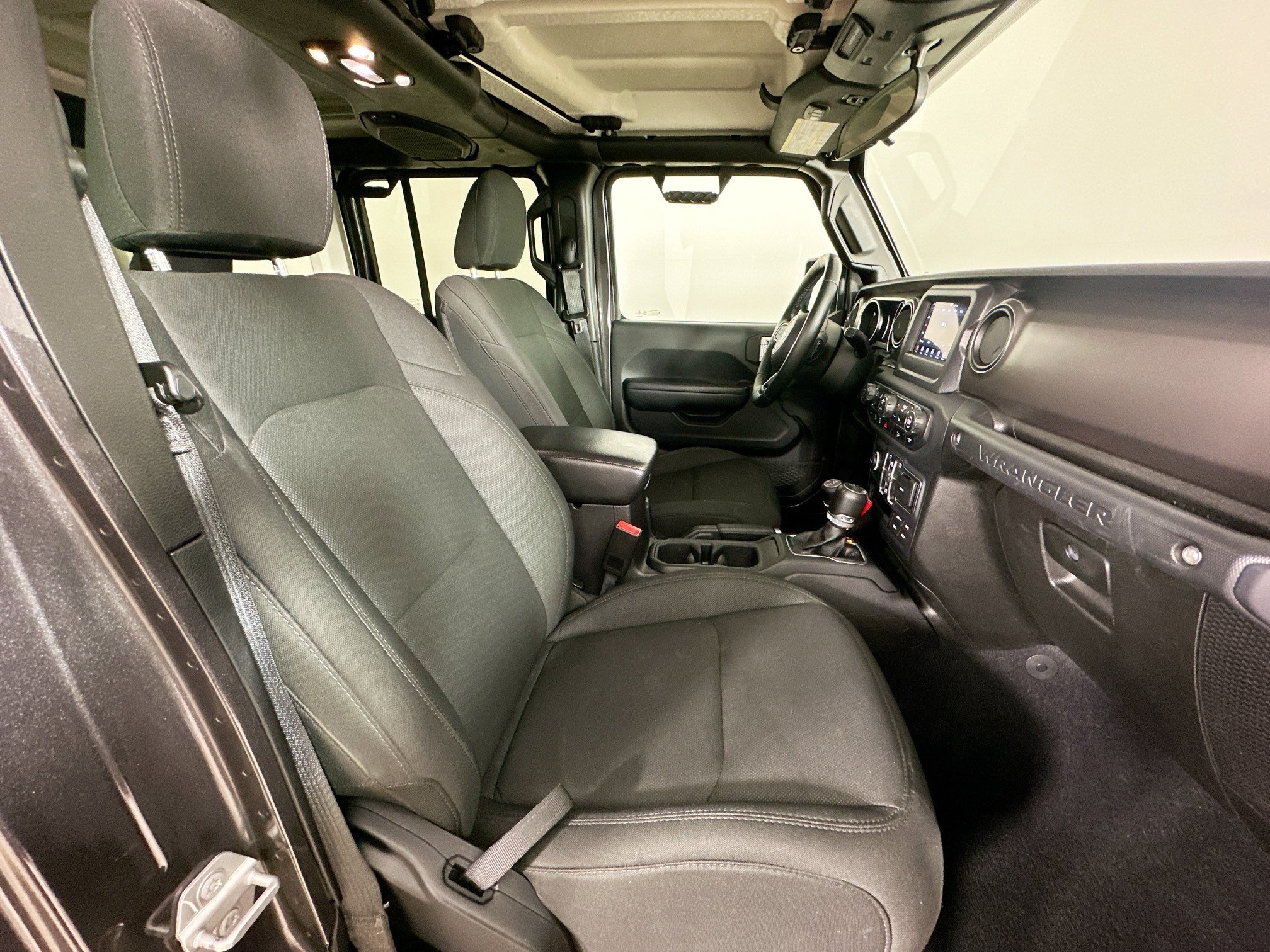 Used 2019 Jeep Wrangler Unlimited Sport S AWD/4WD image 40