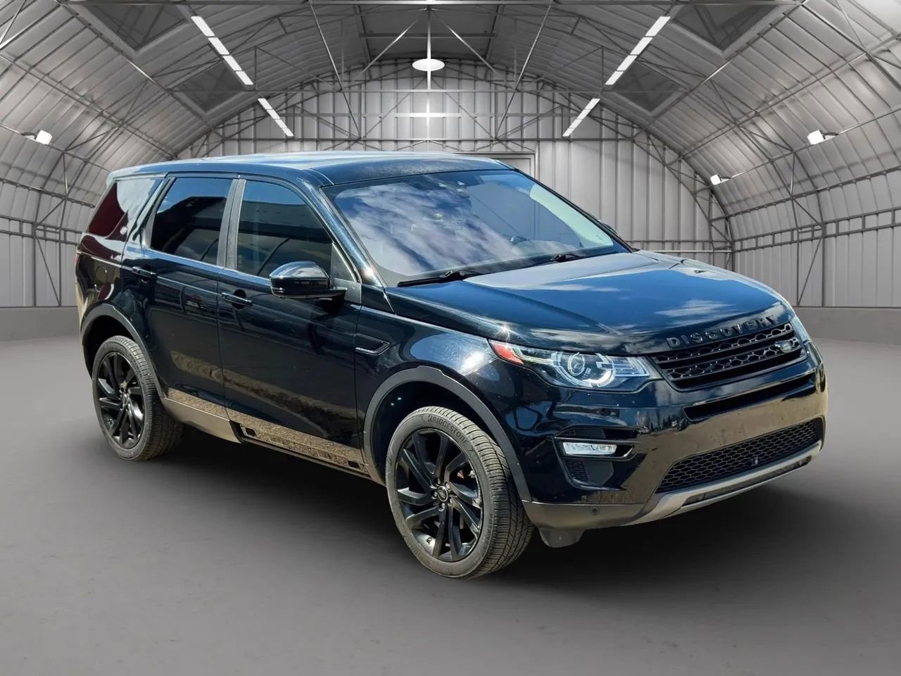 Used 2018 Land Rover Discovery Sport HSE image 9