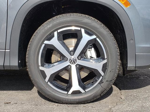 New 2026 Volkswagen Tiguan SE AWD/4WD image 12