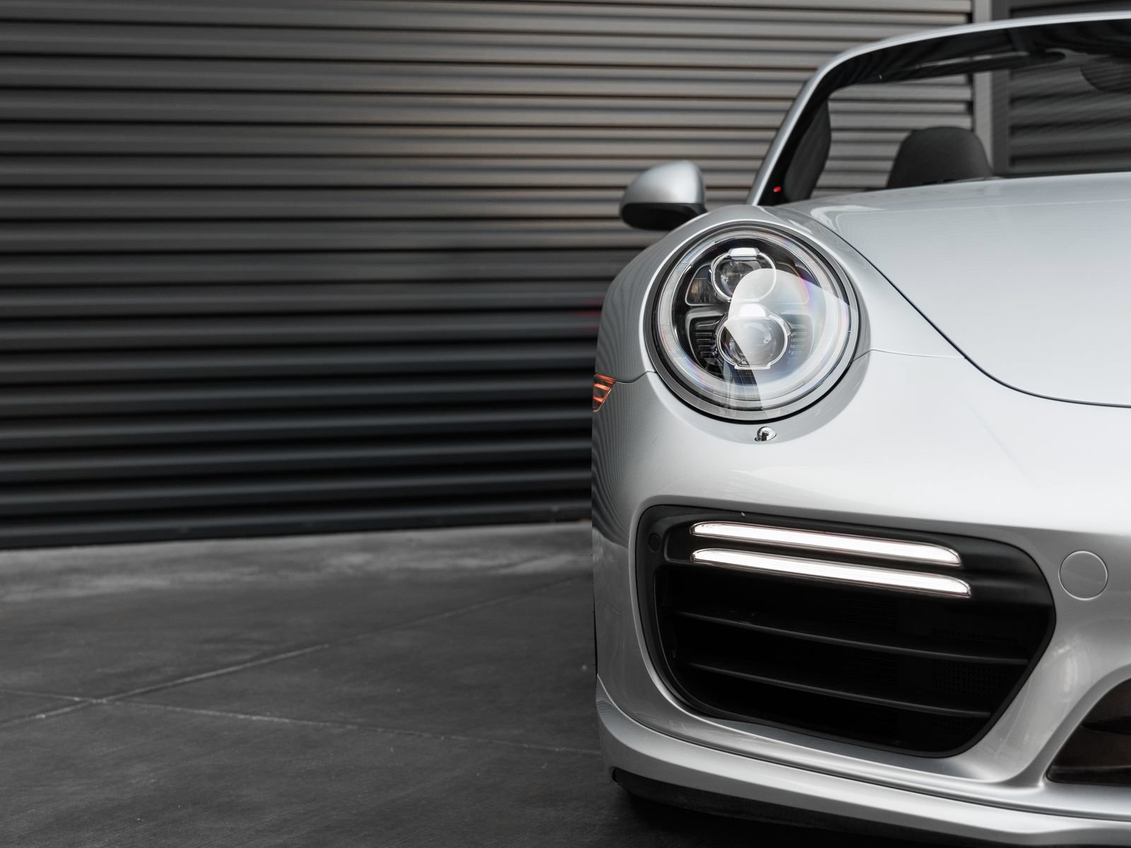 Certified 2017 Porsche 911 Turbo AWD/4WD image 36