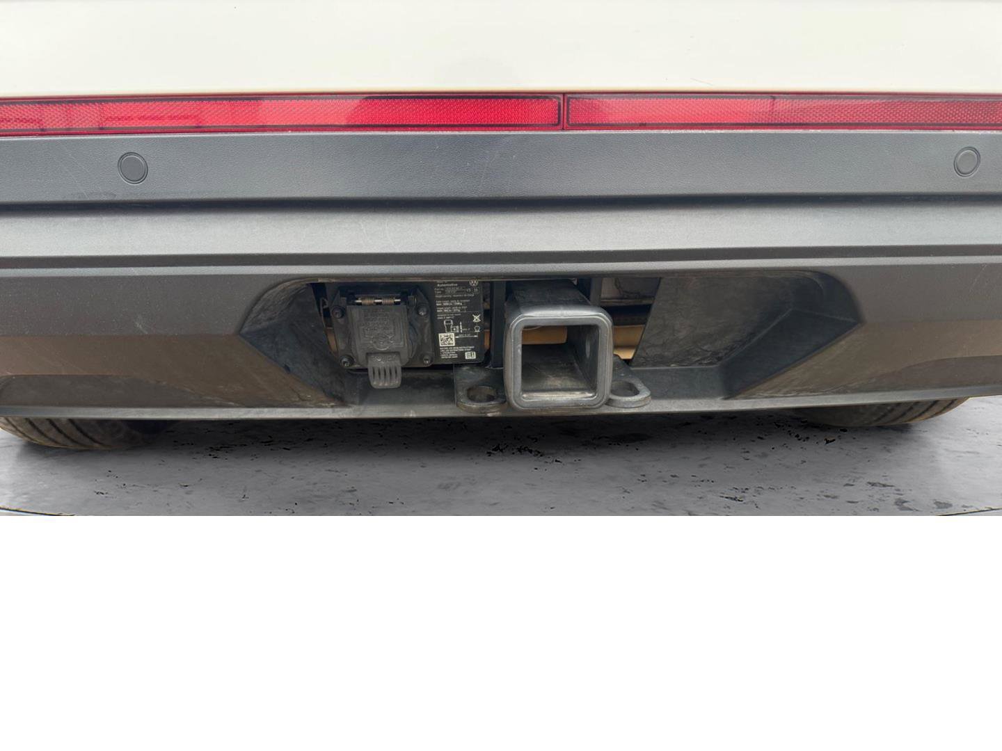 Used 2025 Volkswagen Atlas SE image 18