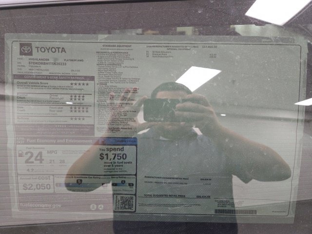 New 2026 Toyota Highlander Platinum AWD/4WD image 7