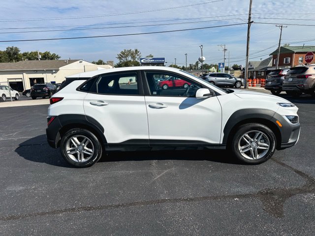 Used 2022 Hyundai Kona SE AWD/4WD image 9