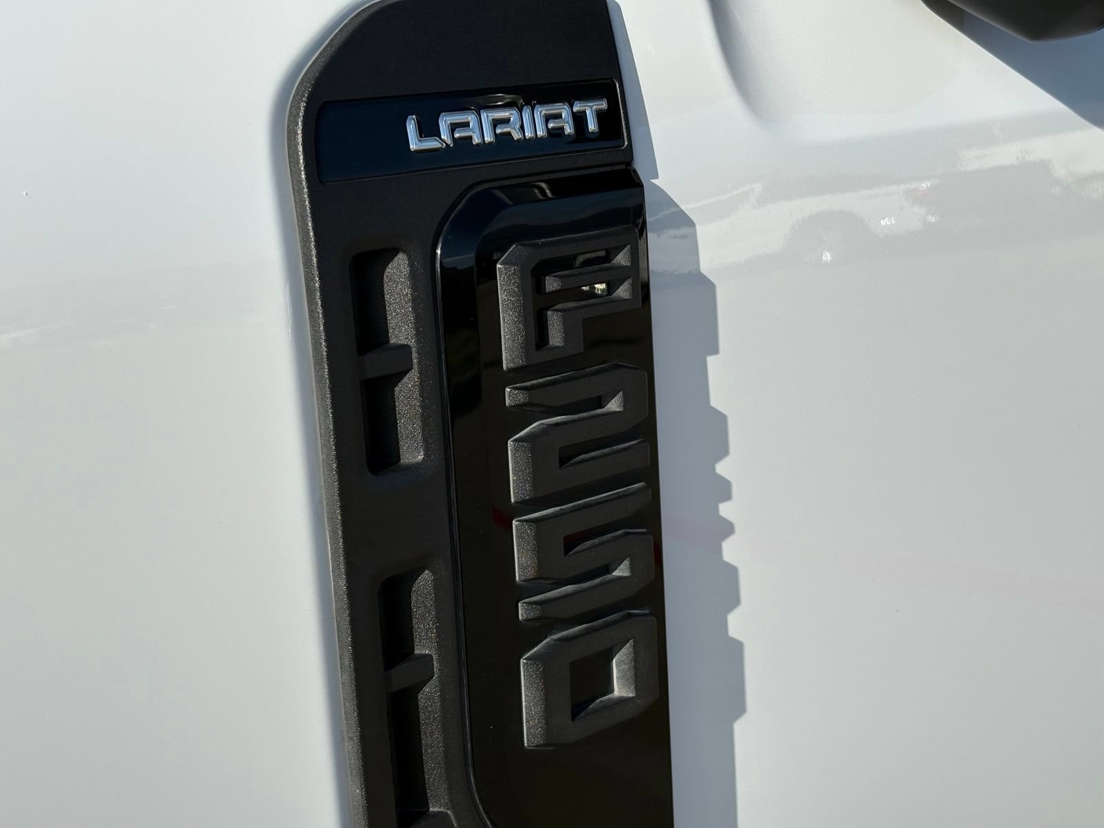 Used 2024 Ford F250 Lariat w/ Sport Appearance Package AWD/4WD image 11