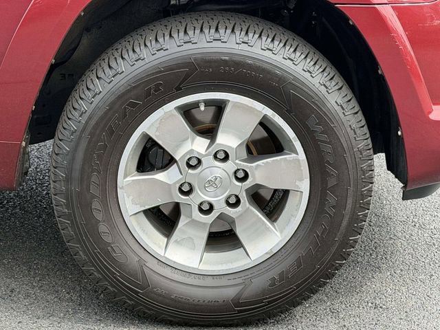 Used 2011 Toyota 4Runner SR5 w/ Premium Pkg w/Leather AWD/4WD image 5
