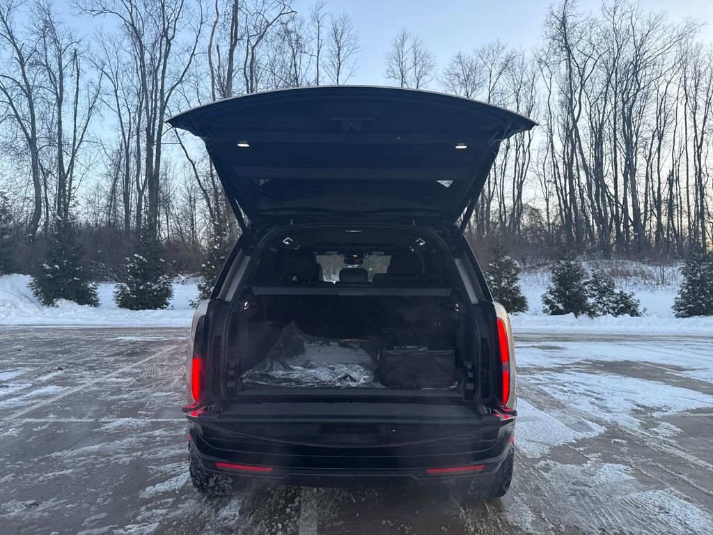 New 2025 Land Rover Range Rover Long Wheelbase SE image 8