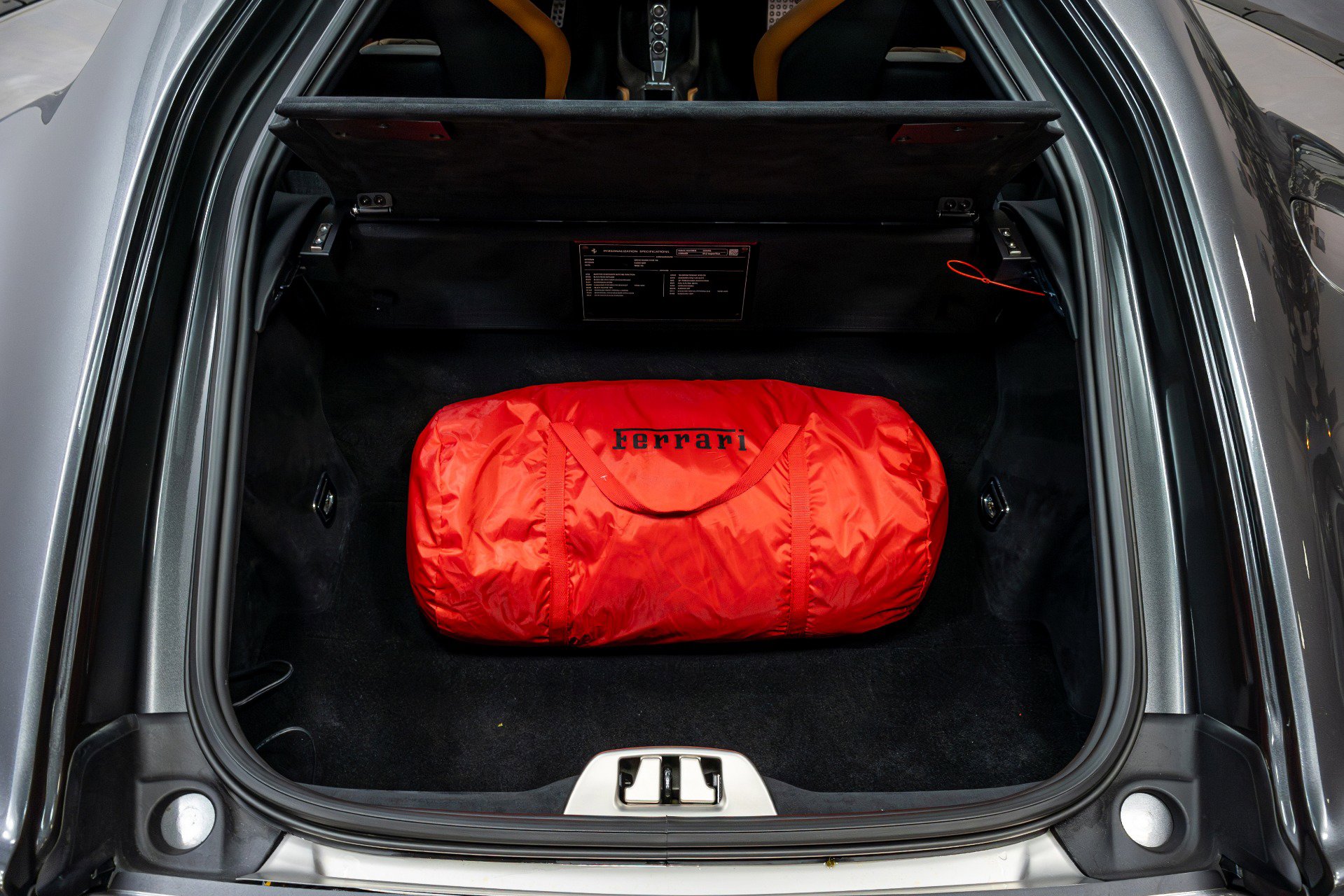 Used 2020 Ferrari 812 Superfast RWD image 42