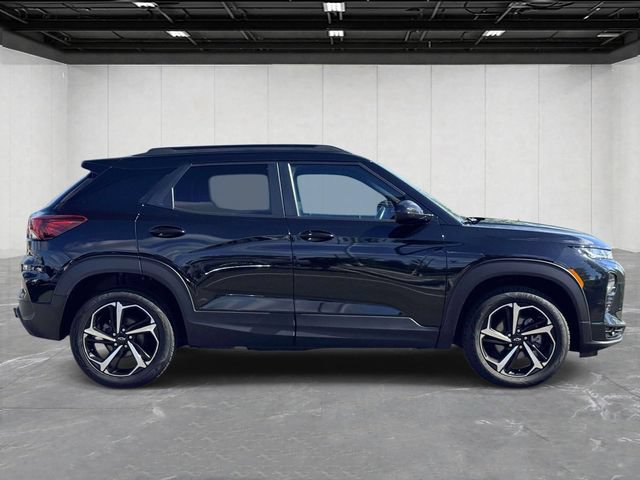 Used 2023 Chevrolet TrailBlazer RS w/ Sun and Liftgate Package AWD/4WD image 4