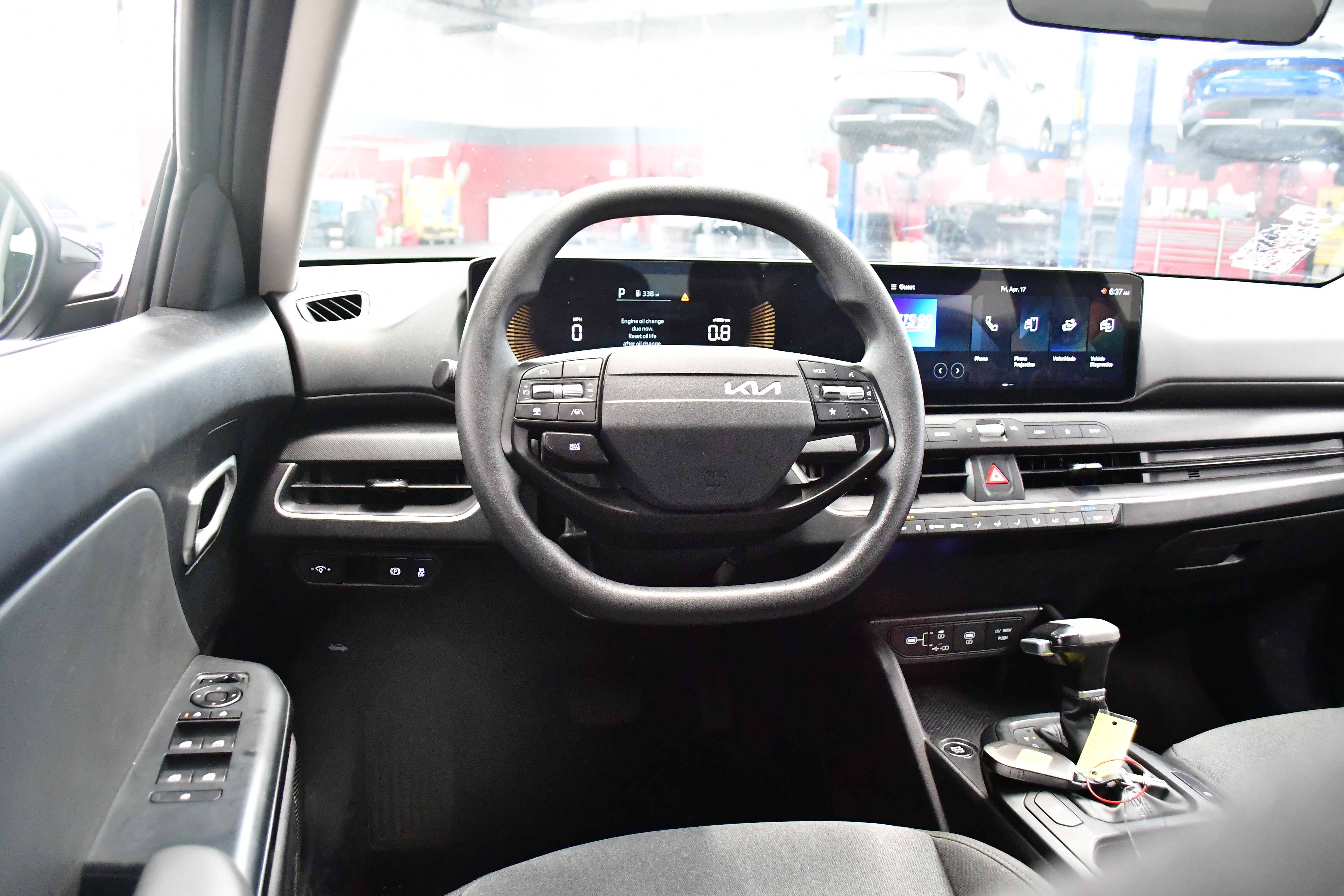 Used 2025 Kia K4 FWD image 8