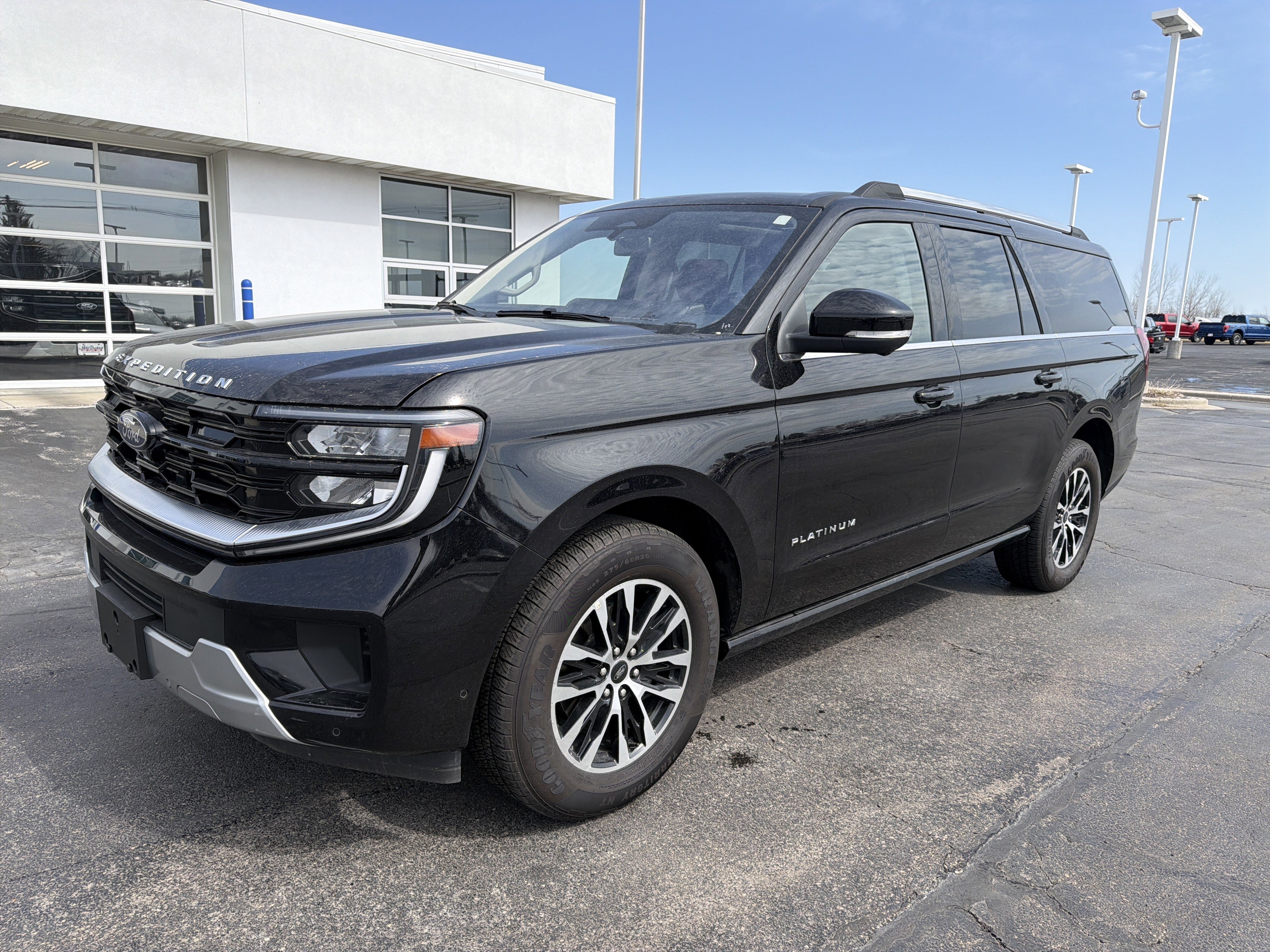 Used 2025 Ford Expedition Max Platinum image 1