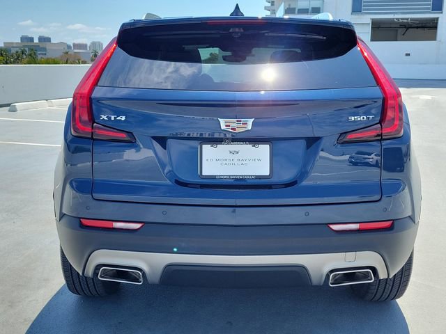 Used 2022 Cadillac XT4 Premium Luxury w/ Enhanced Visibility Package image 4