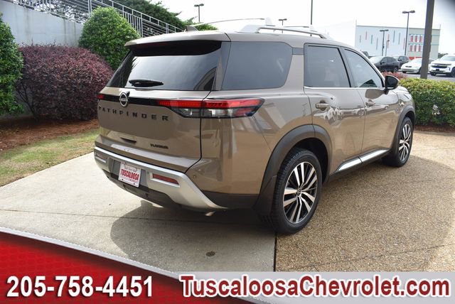 Used 2024 Nissan Pathfinder Platinum FWD image 12