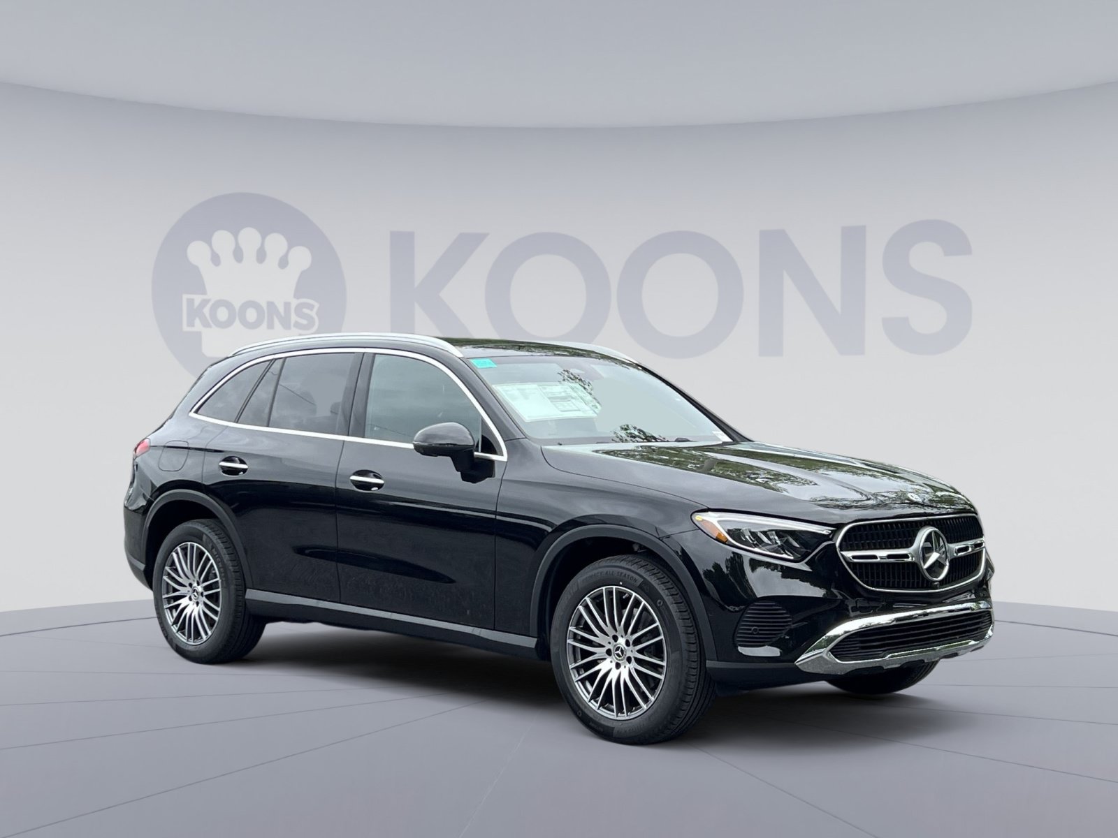 New 2026 Mercedes-Benz GLC 300 4MATIC image 2