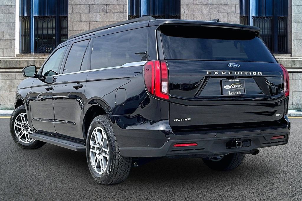 Used 2025 Ford Expedition Max Active AWD/4WD image 10