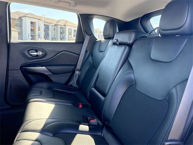 Used 2020 Jeep Cherokee Latitude Plus w/ Comfort/Convenience Group image 29