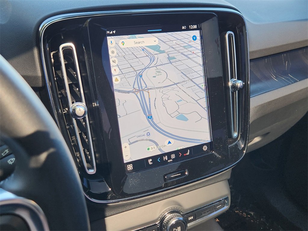 Used 2023 Volvo C40 P8 Recharge Ultimate image 13