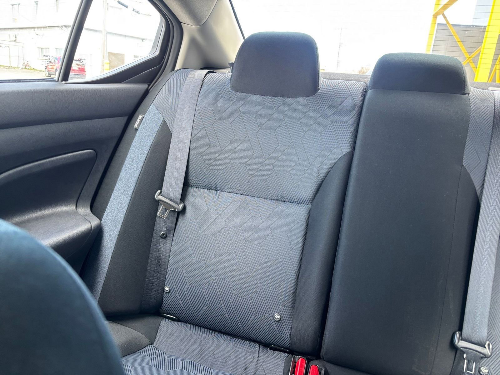 Used 2025 Nissan Versa SV FWD image 37