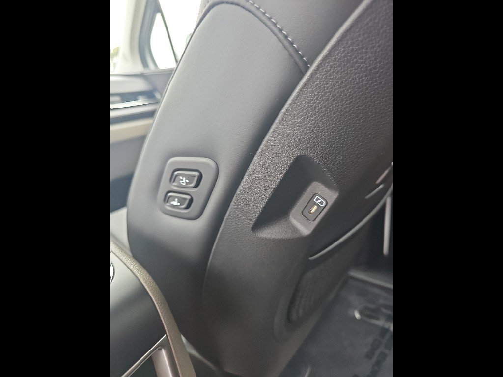 New 2026 Kia Carnival SX Prestige image 27