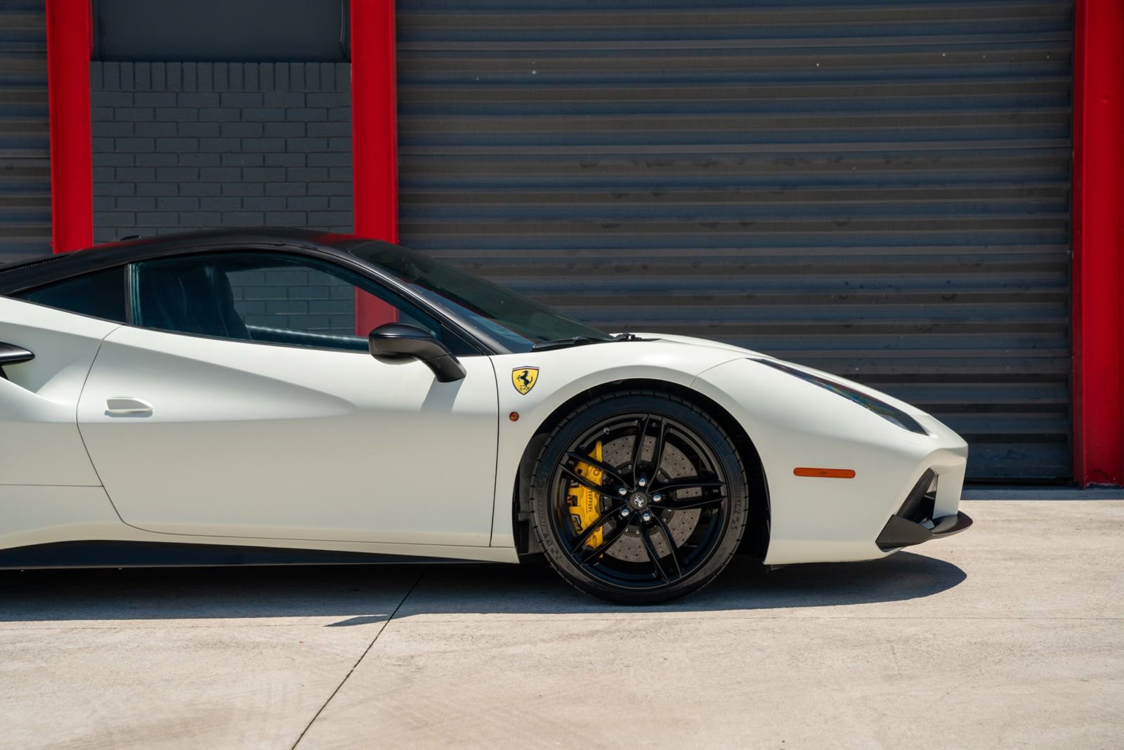 Used 2016 Ferrari 488 GTB RWD image 22