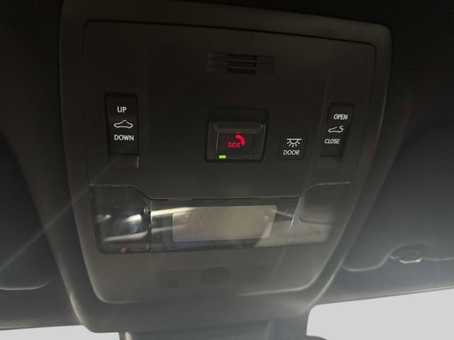 Used 2024 Lexus UX 250h F Sport AWD/4WD image 38