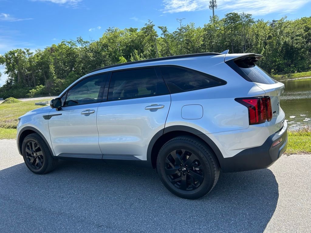 Used 2021 Kia Sorento S image 3