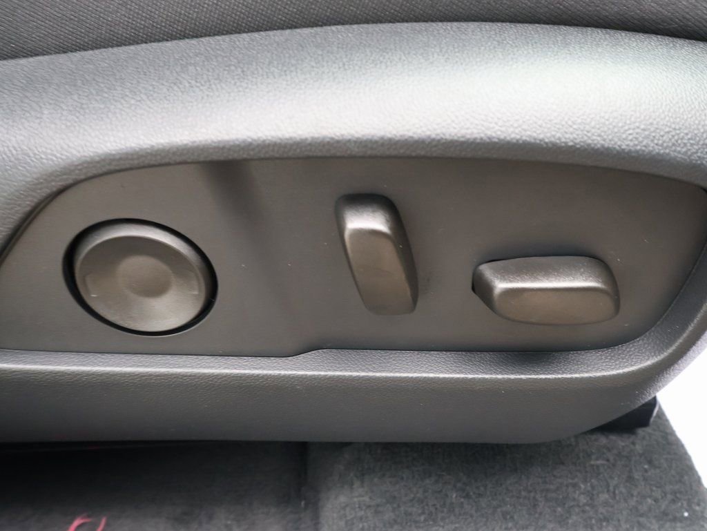 New 2026 Chevrolet Equinox RS w/ Convenience Package III image 36