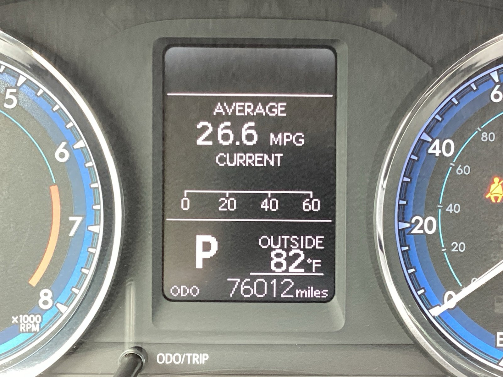 Used 2017 Toyota Corolla LE FWD image 3
