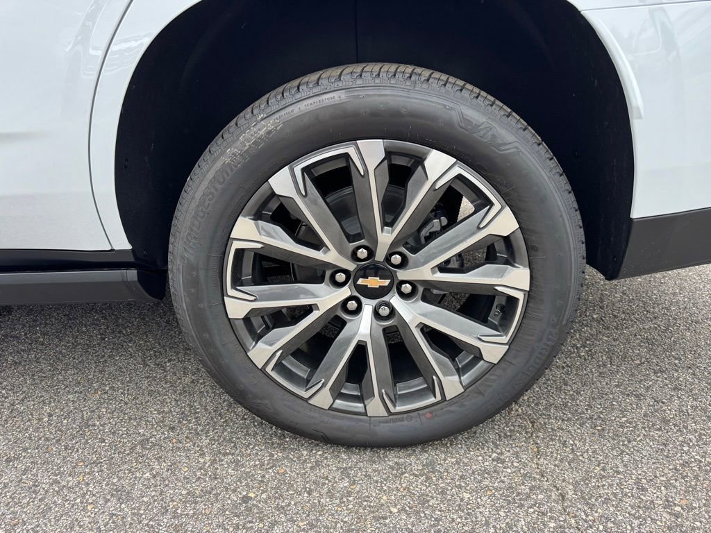 New 2026 Chevrolet Tahoe High Country RWD image 3