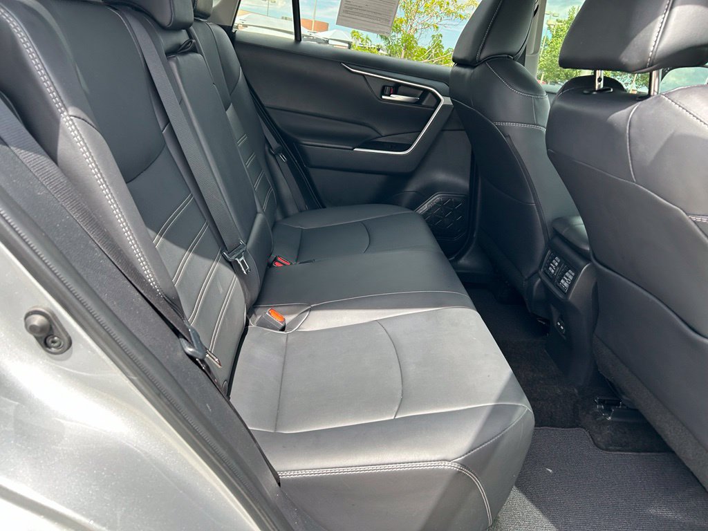 Used 2025 Toyota RAV4 XLE Premium FWD image 29