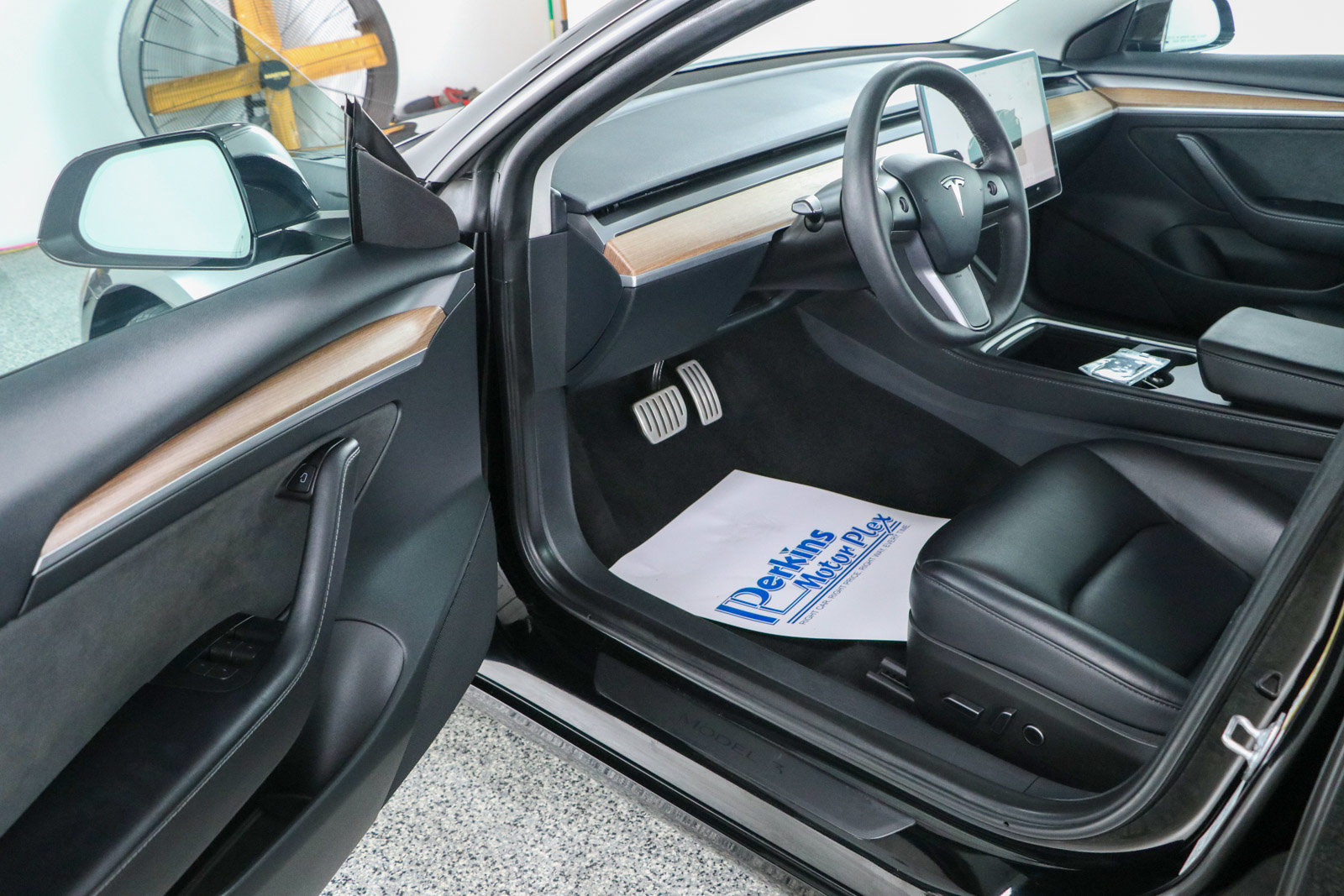 Used 2023 Tesla Model 3 Performance AWD/4WD image 3