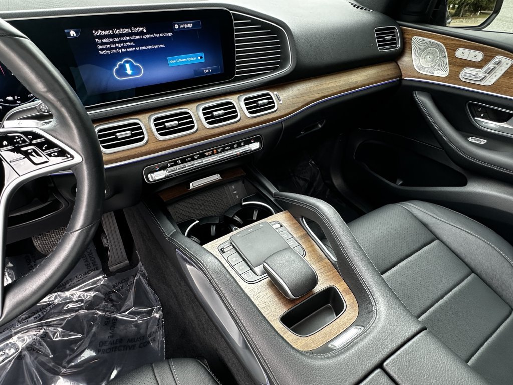 Certified 2025 Mercedes-Benz GLE 450e 4MATIC image 31