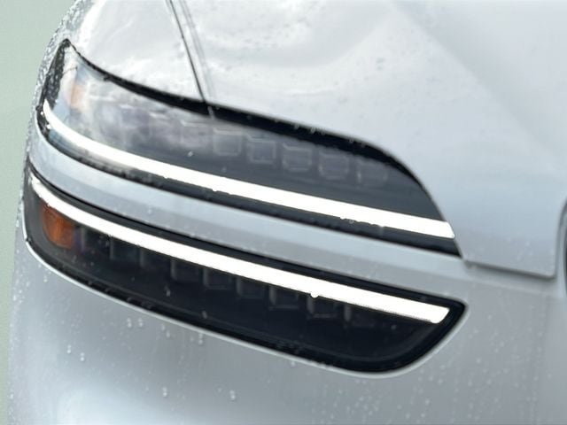 New 2027 Genesis GV70 2.5T Select AWD/4WD image 24