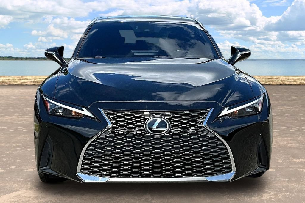Used 2022 Lexus IS 300 AWD w/ Premium Package image 2
