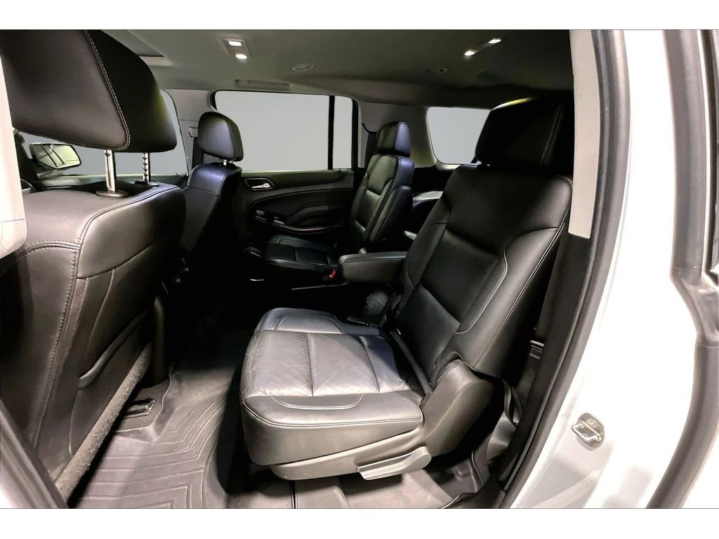 Used 2019 Chevrolet Suburban LT AWD/4WD image 28
