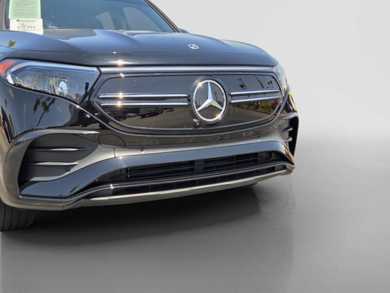 Certified 2023 Mercedes-Benz EQB 300 4MATIC image 9
