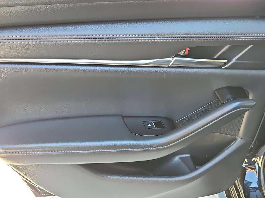 Used 2025 MAZDA MAZDA3 s FWD image 27