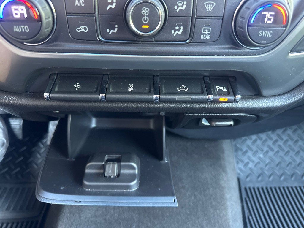 Used 2015 Chevrolet Silverado 1500 LT w/ All Star Edition AWD/4WD image 21