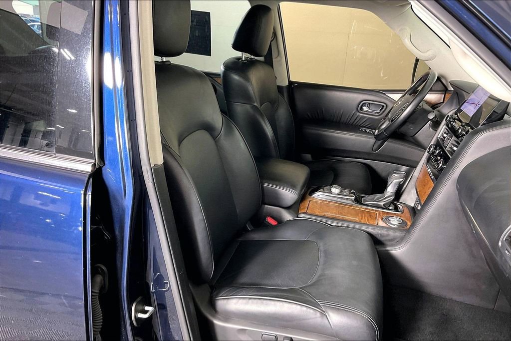 Used 2023 Nissan Armada SL w/ Captain's Chairs Package image 10