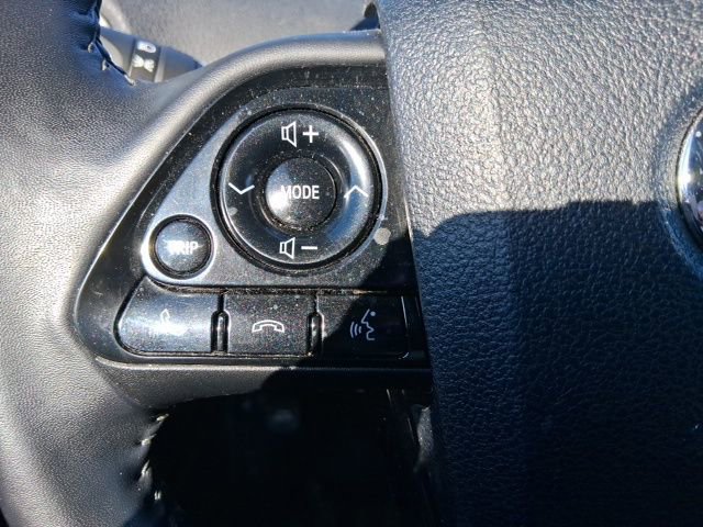 Used 2021 Toyota Prius Prime Limited image 18