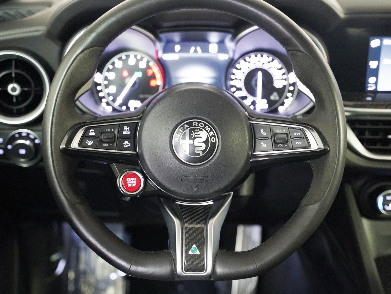 Used 2022 Alfa Romeo Stelvio Quadrifoglio w/ Active Assist Plus Package image 11