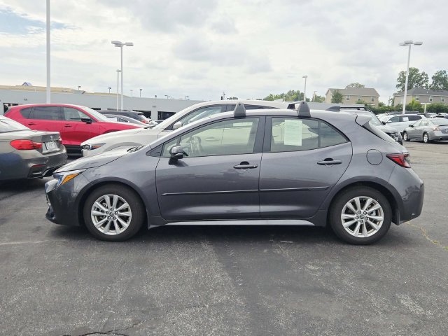 Used 2026 Toyota Corolla SE FWD image 2