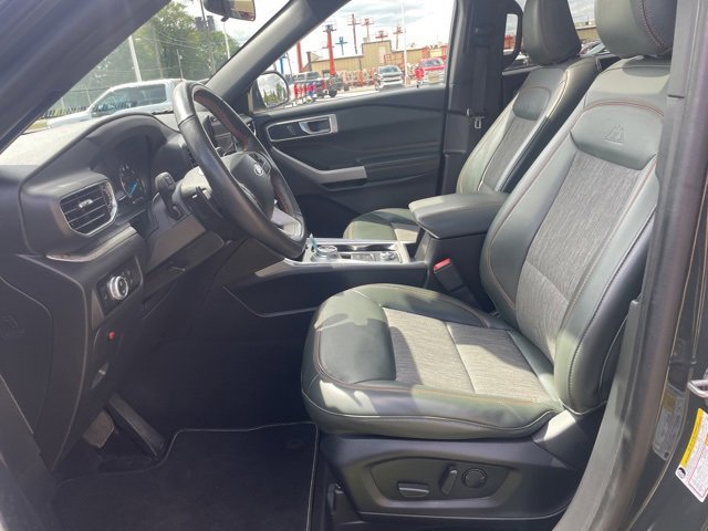Used 2023 Ford Explorer Timberline image 8