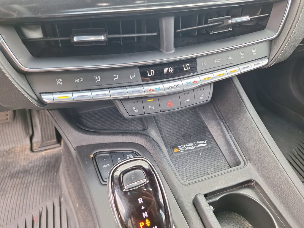 Certified 2024 Cadillac CT5 Luxury w/ Sun And Sound Package RWD image 17