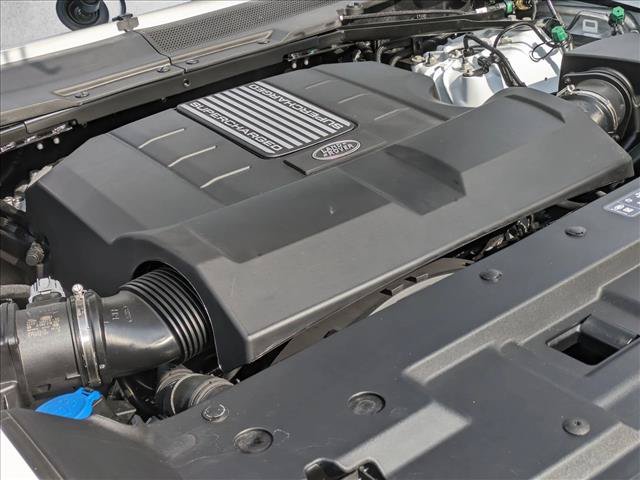 Certified 2025 Land Rover Defender 110 X-Dynamic SE AWD/4WD image 16