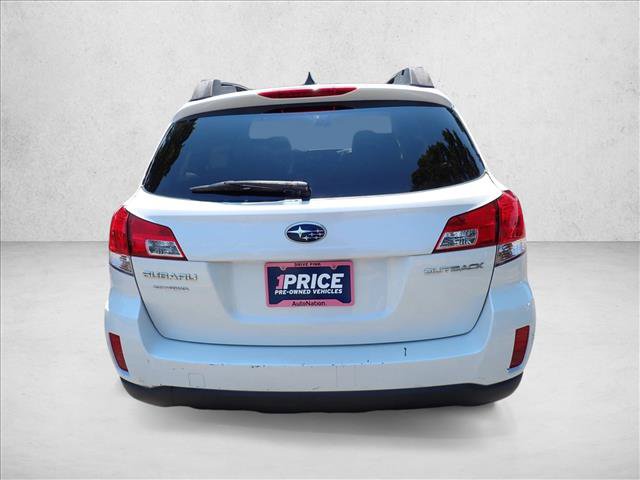 Used 2014 Subaru Outback 2.5i Premium AWD/4WD image 3