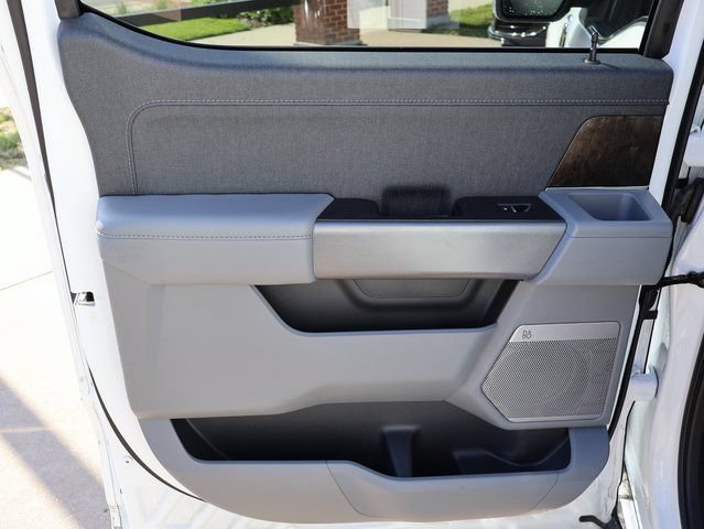 Used 2023 Ford F150 Lariat AWD/4WD image 17
